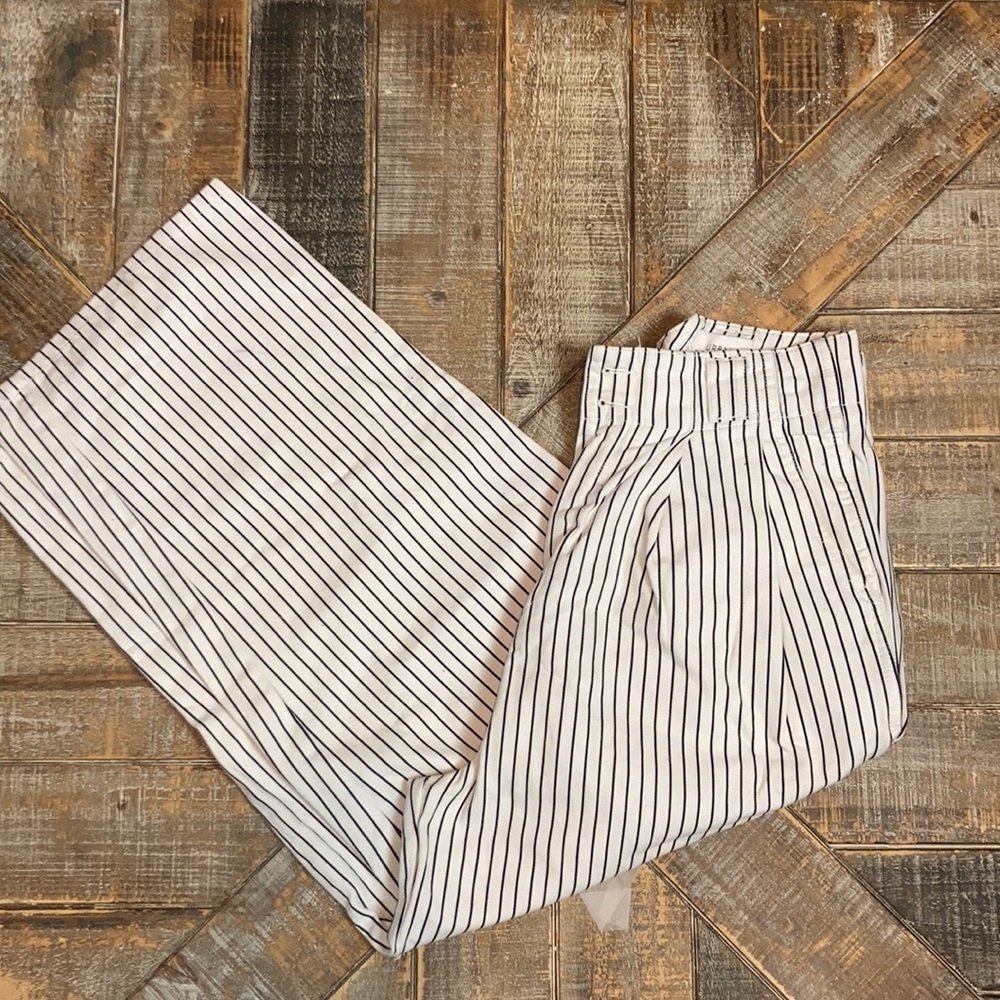 Urban Outfitters pinstriped flared/cropped pants. - Picture 2 of 5